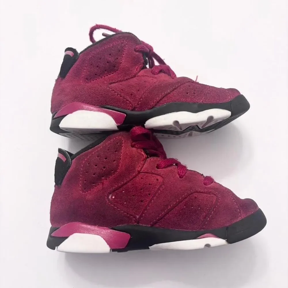 Jordan Men's Burgundy and Red Trainers